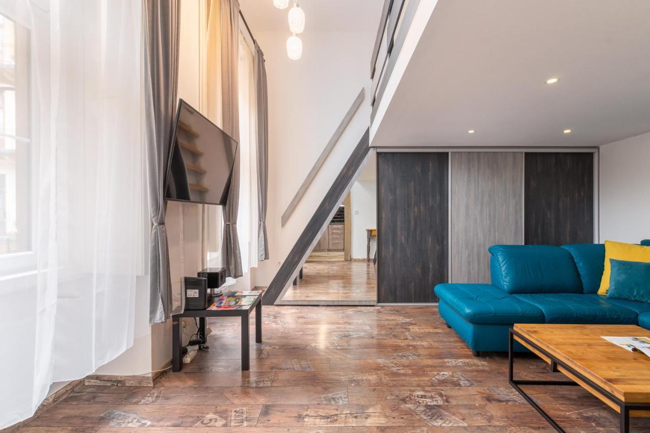 Astoria Blue Apartment Budapest Luaran gambar